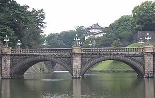 El puente Nijubashi del Palacio Imperial.