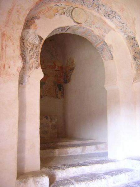 Archivo:San Baudelio de Berlanga (Soria) - Altar.jpg