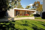 Case Study House Nº 9, Pacific Palisades (1949-1950) junto con Charles Eames.
