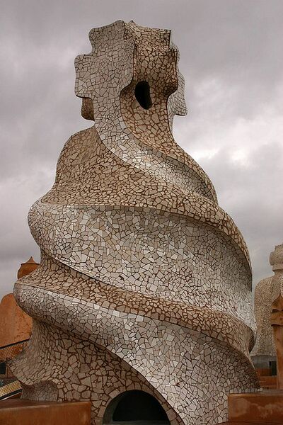 Archivo:Gaudi.Casa Mila.9.jpg