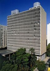 Ministerio de Educación y Salud (MES), Río de Janeiro (1936-1943) de Lúcio Costa y otros.
