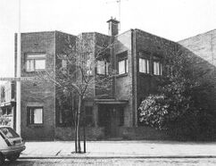 Vivienda en Tweede Louise de Colignystraat, La Haya (1918), junto con Bernard Bijvoet.