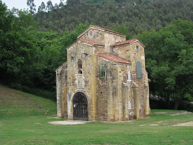 Archivo:San Miguel de Lillo-Oviedo.jpg