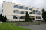 Escuela de primaria en Masarykově, Brno (1928)