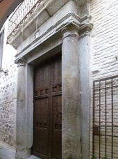 Portada del Colegio de San Bernardino, Toledo (1612)