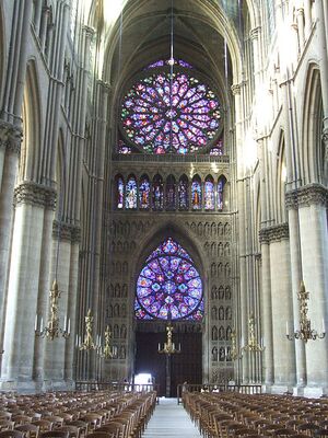 Reims Cathedrale Notre Dame interior 002.JPG