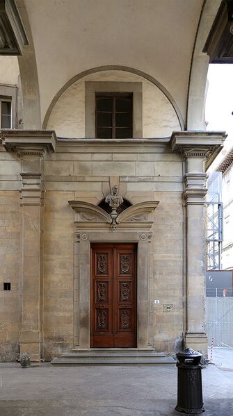 Archivo:Bernardo Buontalenti, porta delle suppliche, 1580 ca. 02.jpg