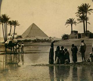 Gran pirámide de Giza. Tarjeta postal del siglo XIX.