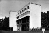 Casa con estructura metálica, 5ª Trienal de Milán (1933) junto con Renato Camus, [[Giulio