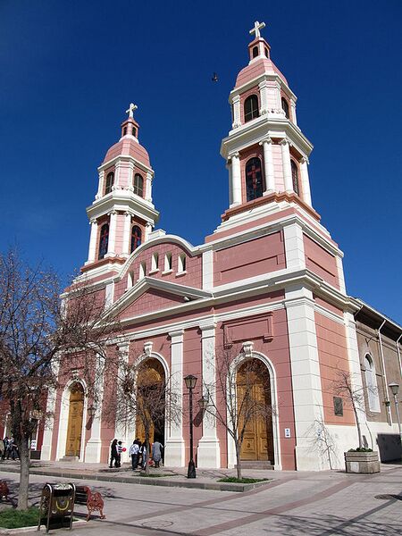 Archivo:Catedral de Rancagua 2011.jpg