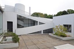 Le Corbusier.Villa savoye.8.jpg