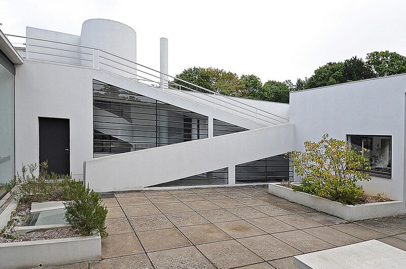 Archivo:Le Corbusier.Villa savoye.8.jpg