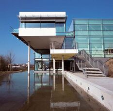 Edificio de Tecnología. Universidad de Ilmenau (1998-2002)